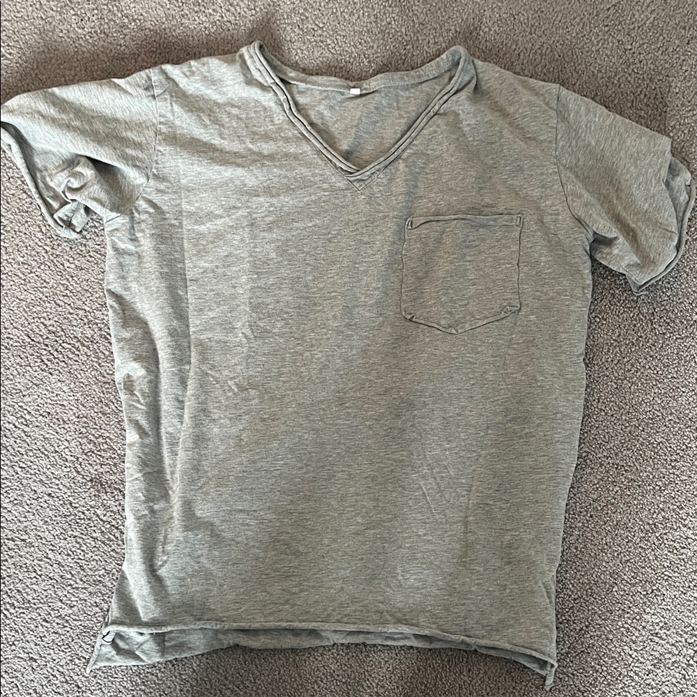 SHEIN Gray V-Neck Short Sleeve Tee